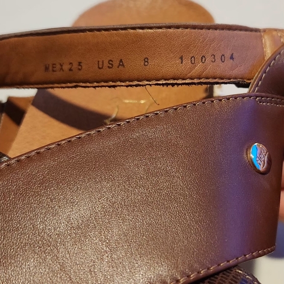 FLEXI WOMEN'S SIZE 8 BROWN PLATAFORM SANDALS. - Picture 6 of 11